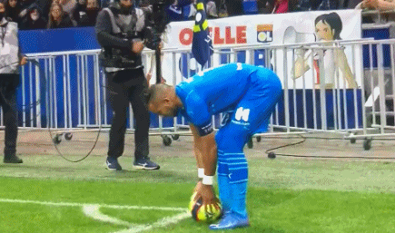 马卡评选无缘世界杯11人阵容：姆伯莫、弗拉霍维奇和索博在列