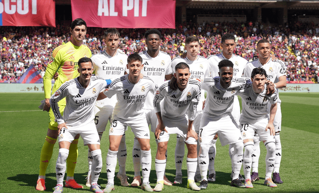 分差上双！桑普森跟进上篮得分并造成犯规 广厦一波8-0