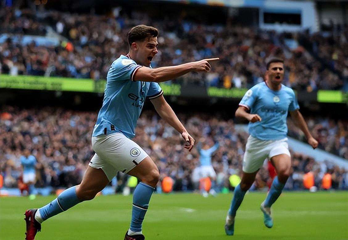 F1阿布扎比站：强势拿下一练第1+二练第1，诺里斯：不太满意