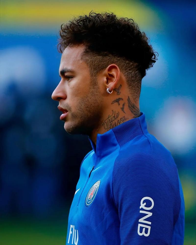 麦克阿瑟中场：高温天气不足为奇，我们会全力争取三分（麦克阿瑟中场：高温不稀奇，全取三分）