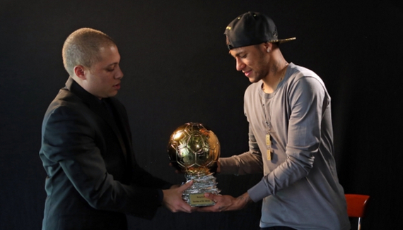 斯洛伐克主帅：意大利拿过六连胜却要去附加赛，这太荒谬了（斯洛伐克主帅不满：意大利六连胜仍要踢附加赛，太不合理了）