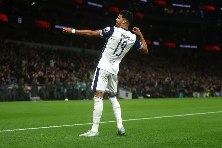 意媒：齐米卡斯无法说服加斯佩里尼，罗马找寻其他左后卫人选