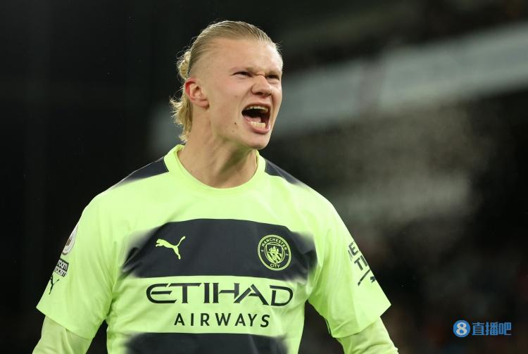 官方：阿根廷国家队征召圣吉罗斯后卫凯文-麦卡利斯特