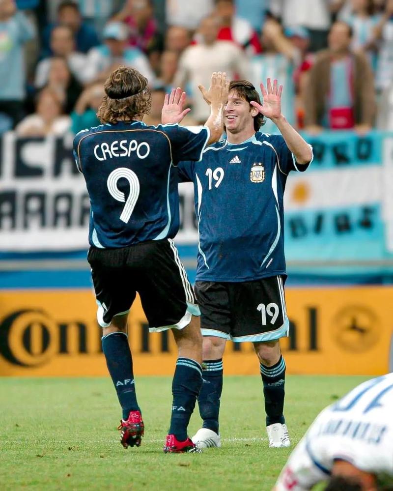 森保一：目标是像巴西一样，大多数球员效力于欧洲顶级俱乐部