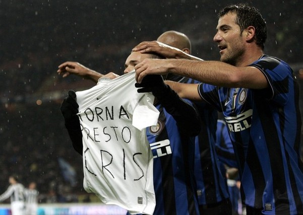 电讯报：纽卡可能无法在冬窗签下阿尔克马尔中场斯密特