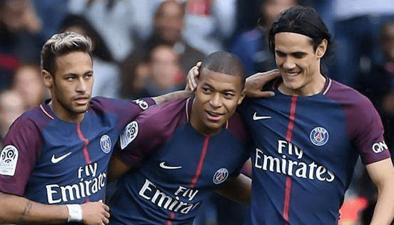 小科普：杨瀚森两次换下开拓者被打出10-0和13-0，最后输23分